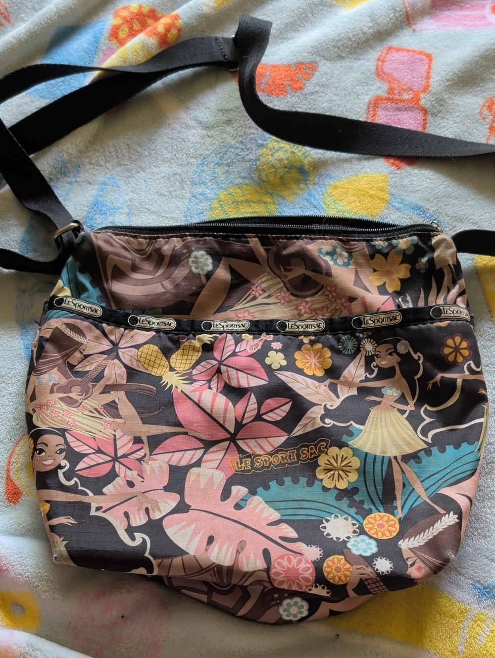 Lesportsac Hawaiian Tropical Crossbody Bag in Pink Brown